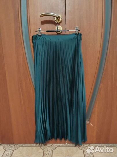 Юбка-плиссе миди р. L цвет зелёный Stradivarius