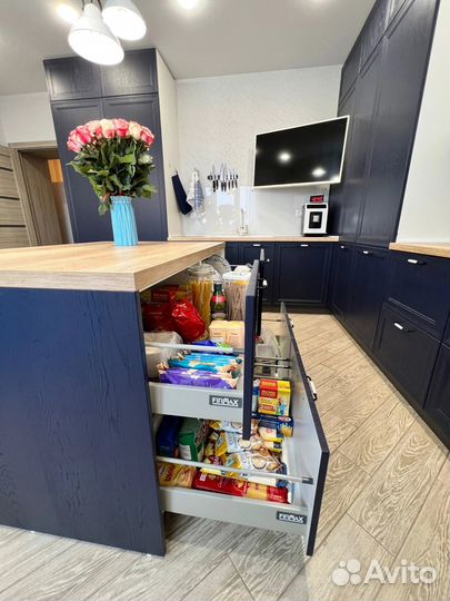 Прямая кухня на заказ. Производство в Новосибирске