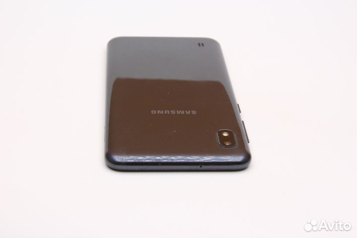 Samsung Galaxy A10, 2/32 ГБ