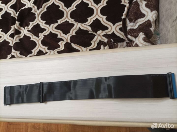 Шлейф и маршрутизатор новый