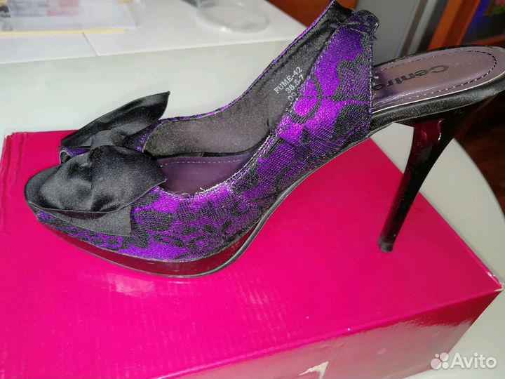 Босоножки женские