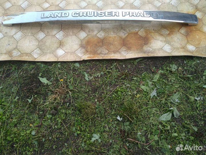 Накладка на дверь багаж Toyota Land cruiser Prado