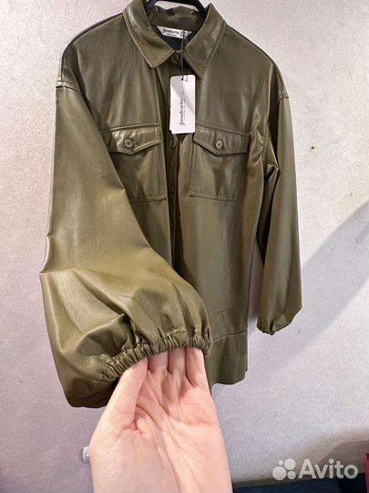 Платье новое Stradivarius