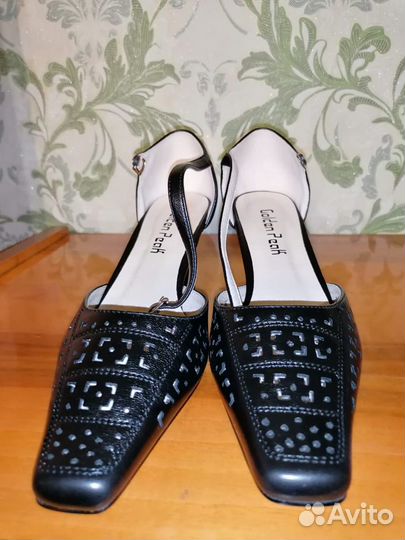 Туфли модельные