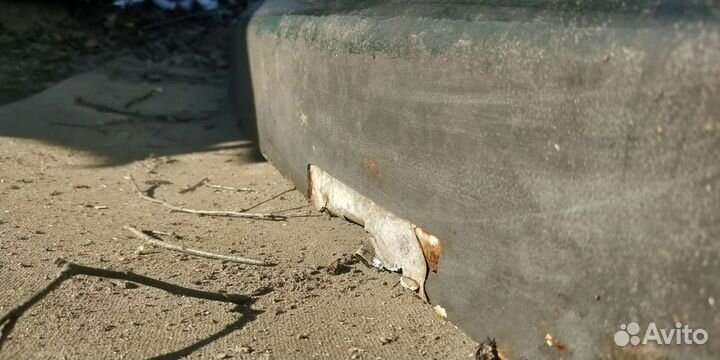 Дверь багажника dodge caravan