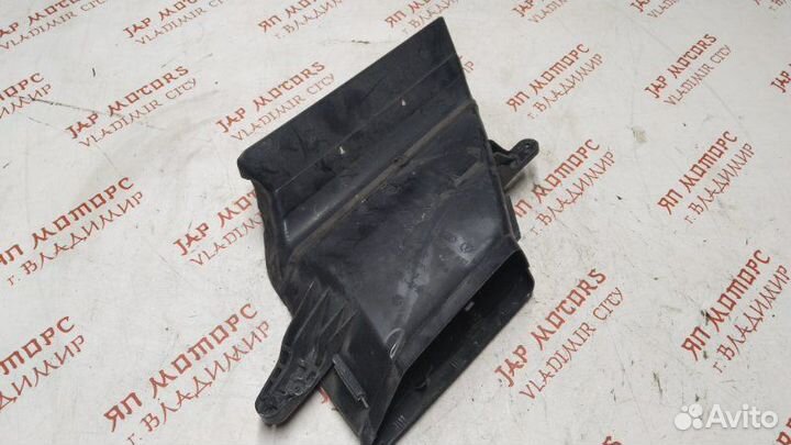 Воздухозаборник Audi A4 B8 седан CAB 2009