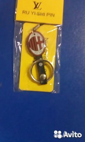 Милан Футбол Milan брелок футбольный Магазин