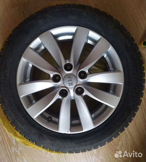 Комплект зимних колес r16