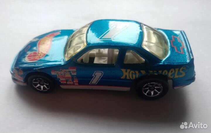 Модель машины Chevrolet от Hot Wheels (1991)