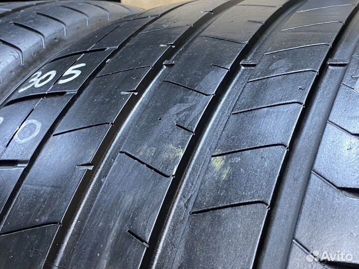 Pirelli P Zero PZ4 305/30 R20