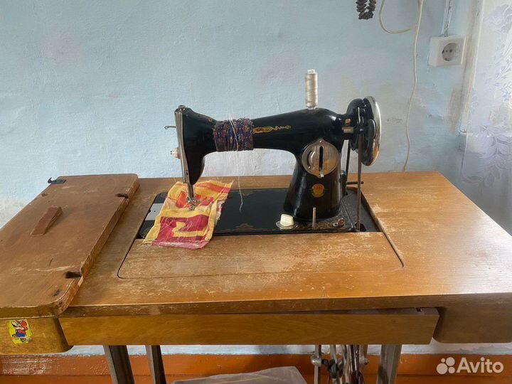 Швейная машинка