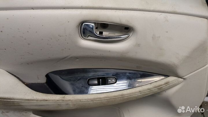 Дверь левая передняя Nissan Leaf, 2012