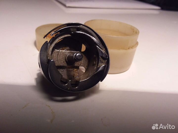 Челночное устройство 97А и челнок пмз