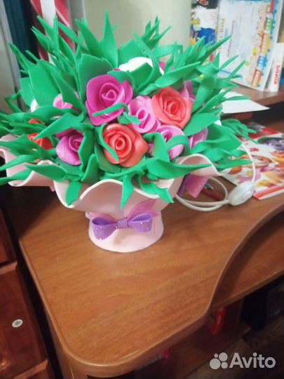 Ростовые цветы и светильники