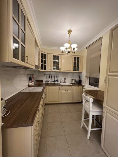 2-к. квартира, 70 м², 3/5 эт.