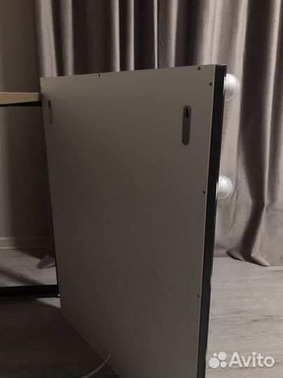 Гримерное зеркало