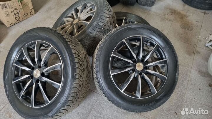 Nokian hakkapeliitta r2