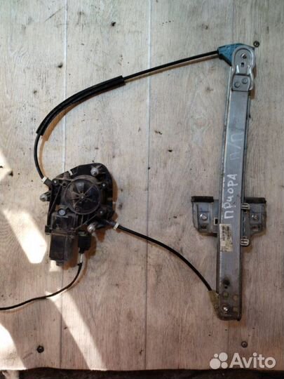 Стеклоподъемный механизм передний правый Лада