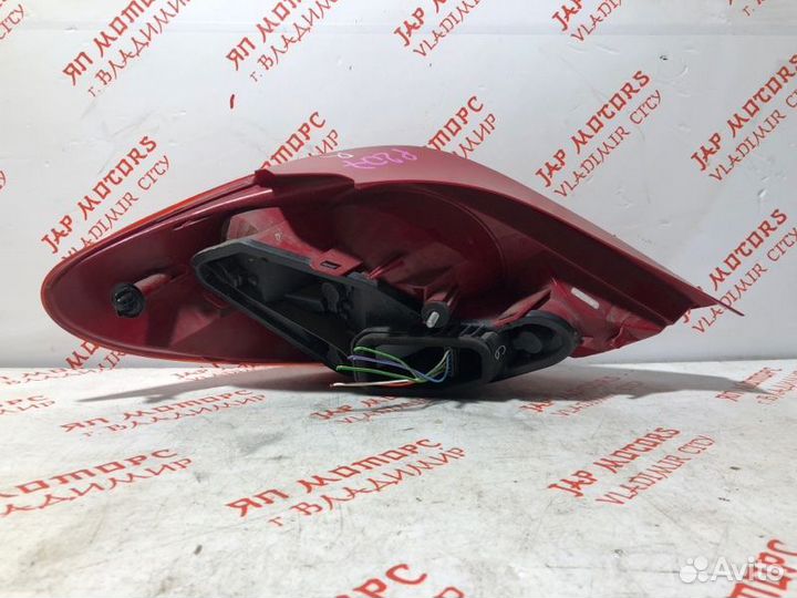 Фонарь задний правый Peugeot 207 EP6DT (5FX) 2009