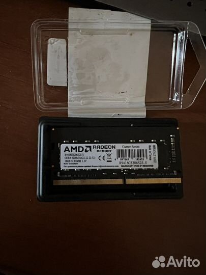 Оперативная память ddr4 AMD 16 гб