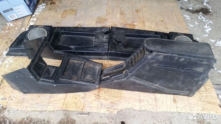 Полка задняя и подлокотник ваз