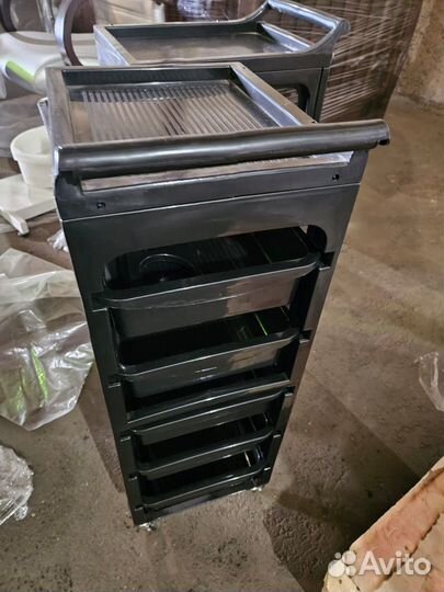 Тележка парикмахерская, столик парикмахера