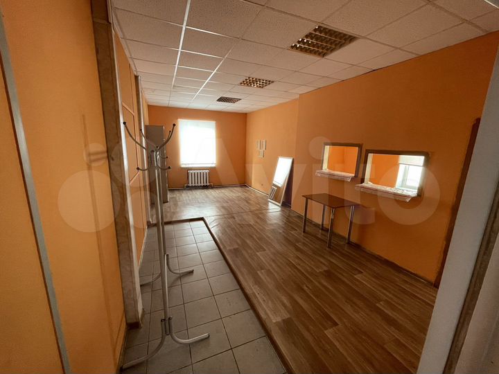 Торговая площадь, 60 м²
