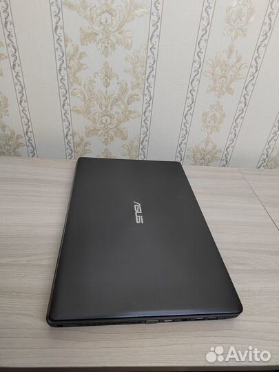 Ноутбук Asus 15.6/ I5 2.7gHz/ ssd/ 8gb
