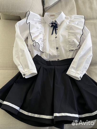 Школьная блузка