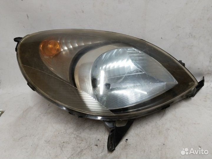 Фара передняя правая Toyota Funcargo