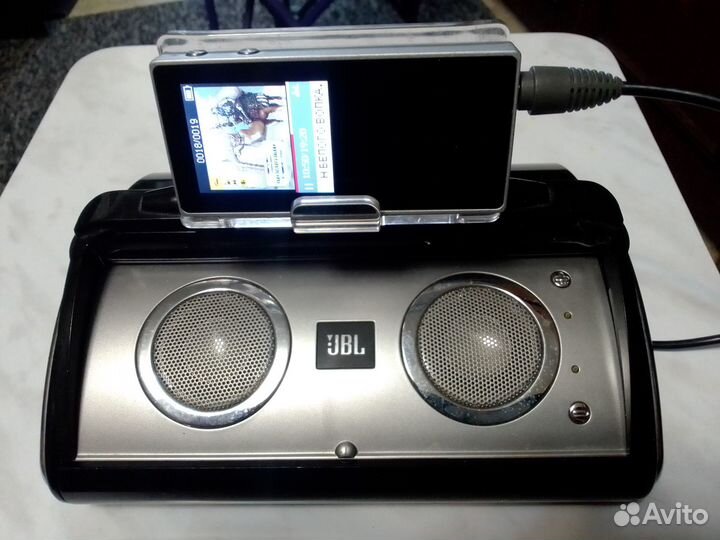 Активная колонка JBL On Tour