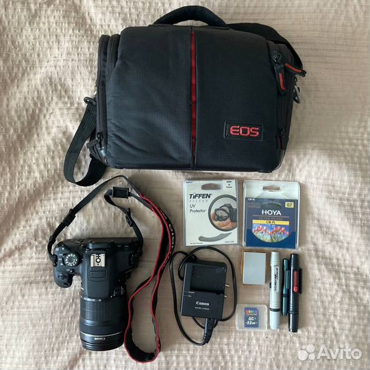 Canon EOS 700D Kit EF-S 18-135mm f/3.5-5.6 IS STM