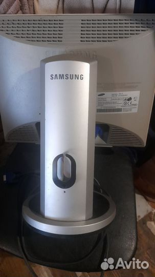 Монитор Samsung