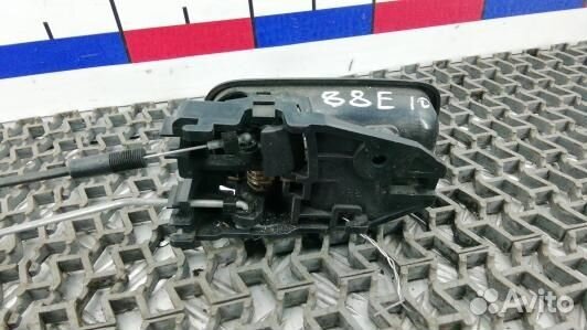 Ручка внутренняя передняя правая mitsubishi lancer