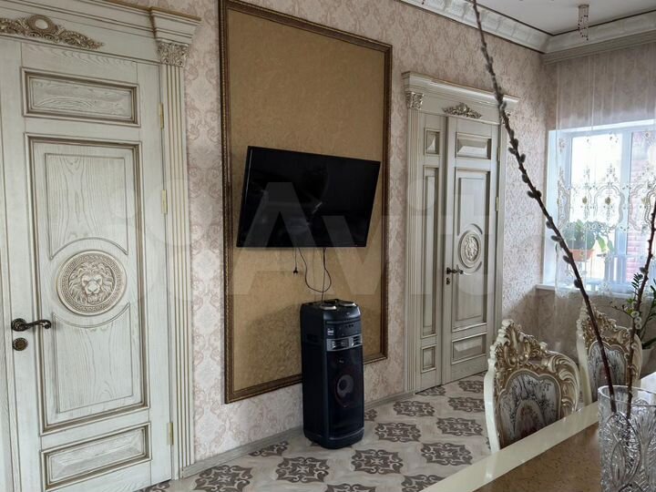 Дом 76,8 м² на участке 6,8 сот.