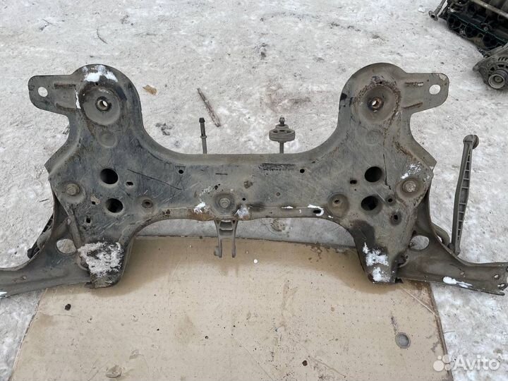 Подрамник передний Chevrolet Cobalt 2