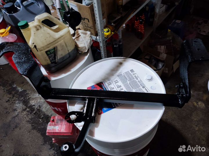 Фаркоп на Nissan xtrail t31