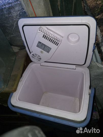 Автомобильный холодильник