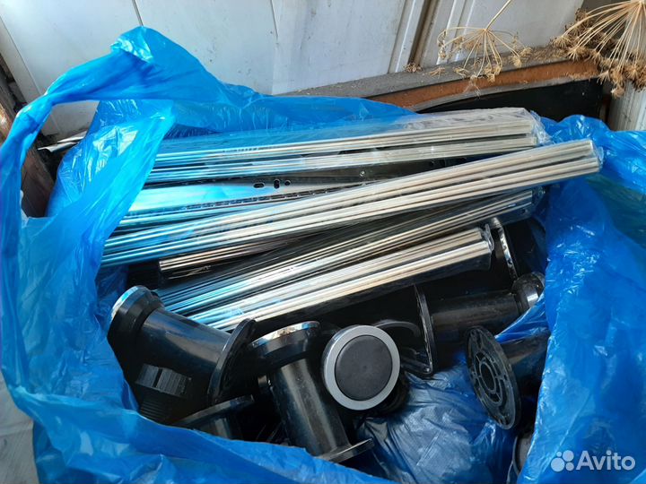 Мебельная фурнитура полозки, ручки, петли и т.д