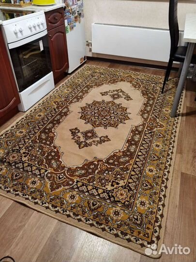 Ковер бу шерстяной