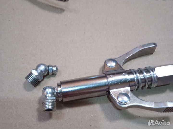 Наконечник шприца для смазки