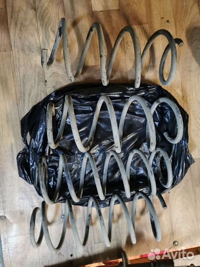 Амортизаторы и пружины на Hyundai solaris