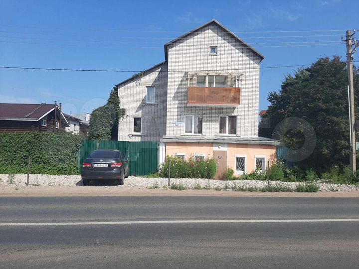 Коттедж 250 м² на участке 6 сот.