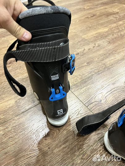 Горные лыжи и ботинки мужские