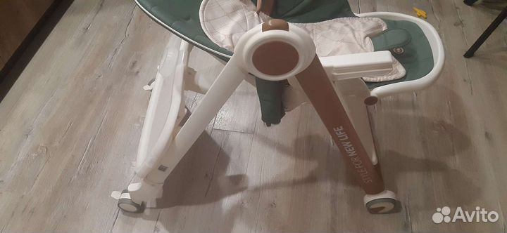 Детский стол и стульчик