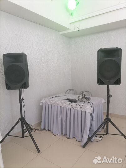 Диджей с аппаратурой на ваш праздник