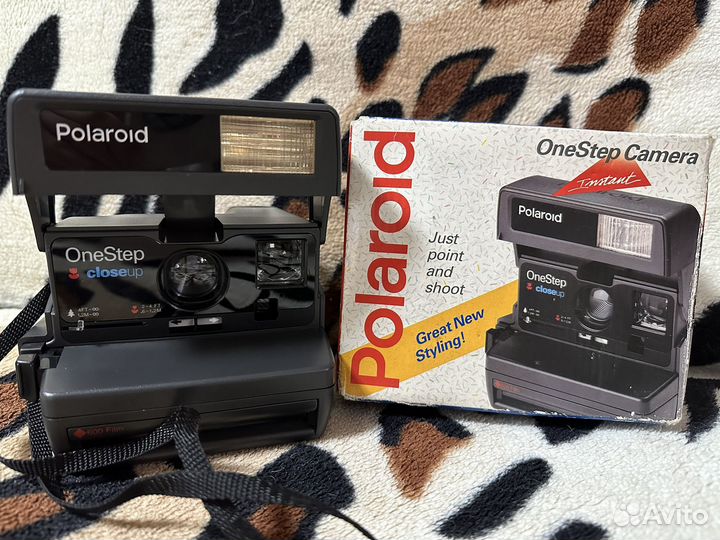 Плёночный фотоаппарат моментальной печати