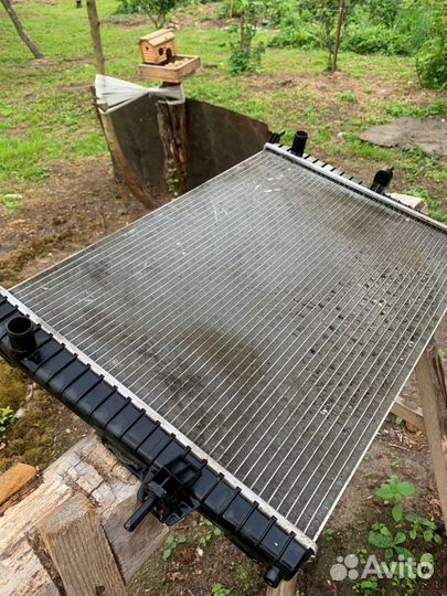 Радиатор охлаждения меган 3