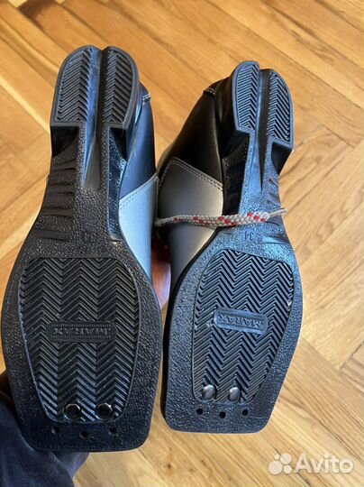 Ботинки лыжные детские новые