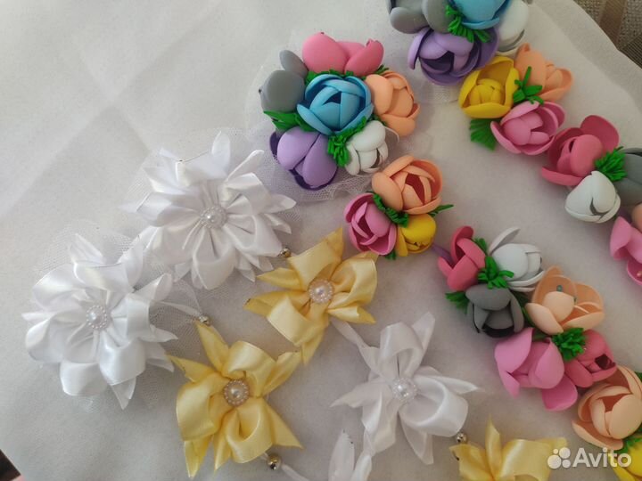 Бантики ручной работы на ленточке в косу